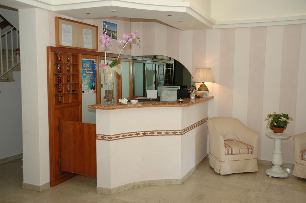 Hotel Ristorante La Terrazza Lido di Camaiore Eksteriør bilde